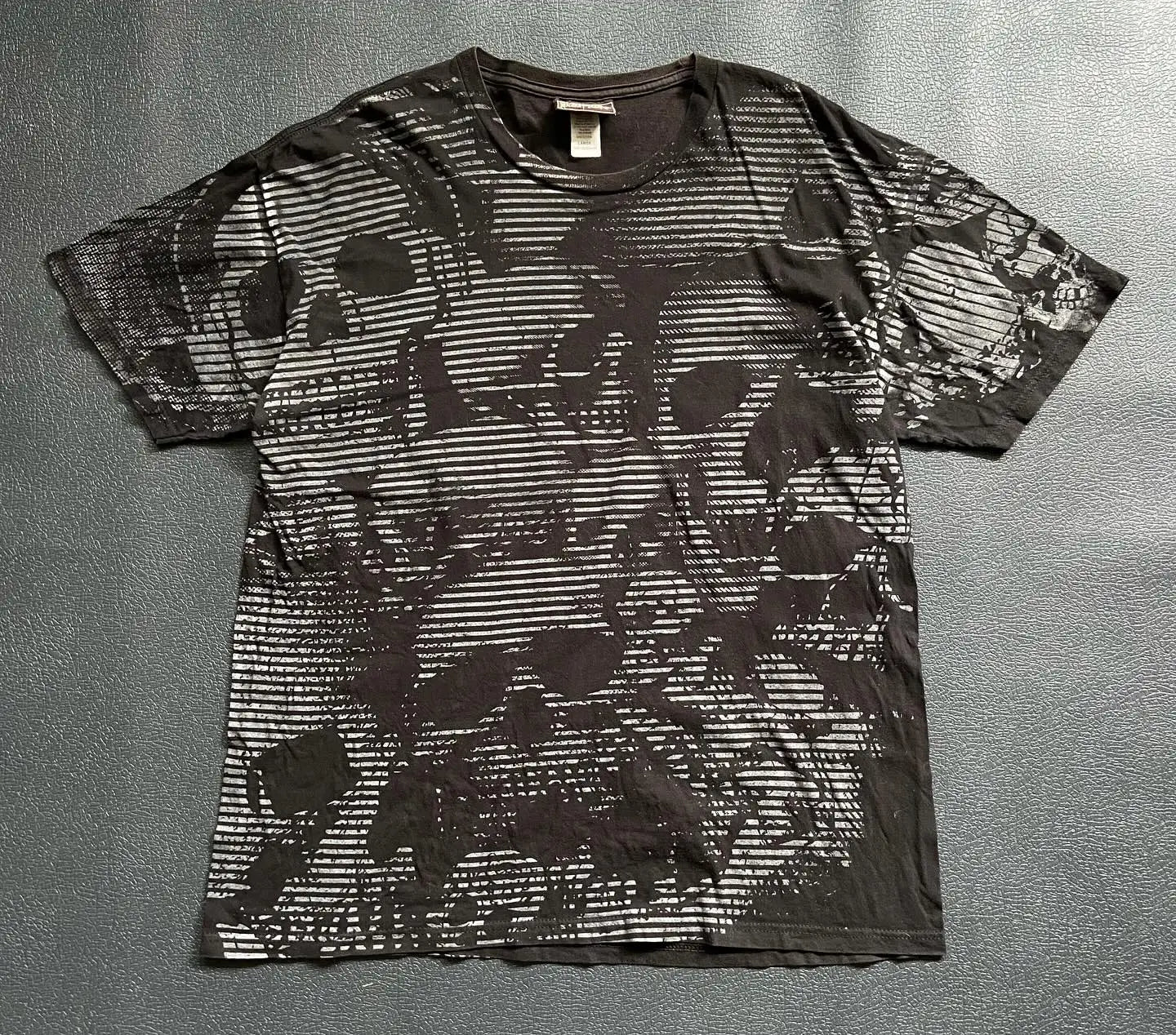 2000s Graphic Tapout T Shirt With Long Sleeve